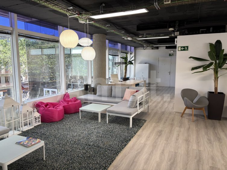 Oficina en venta en la Rambla -4