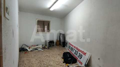 Amplio local con muchas posibilidades -6