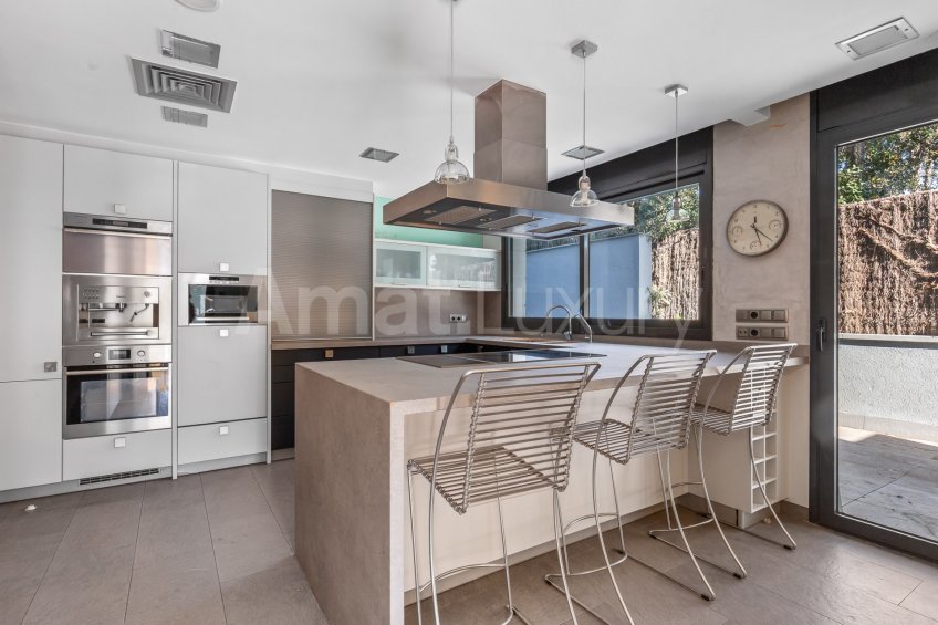 Fantàstica casa a Ciutat Diagonal -4