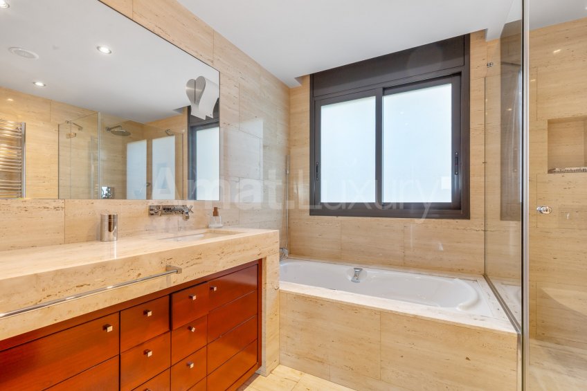 Fantàstica casa a Ciutat Diagonal -45