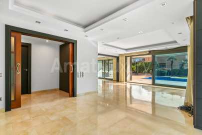 Fantàstica casa a Ciutat Diagonal -9