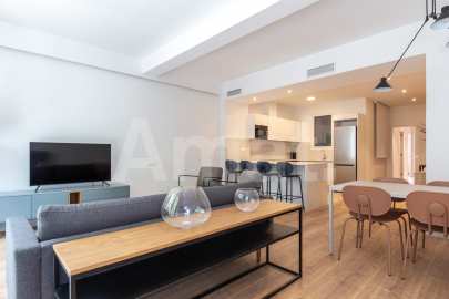 Large & furnished flat with terraces in the Eixample -13