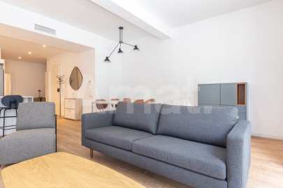 Large & furnished flat with terraces in the Eixample -17