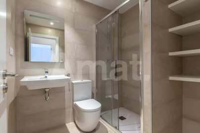 Large & furnished flat with terraces in the Eixample -26