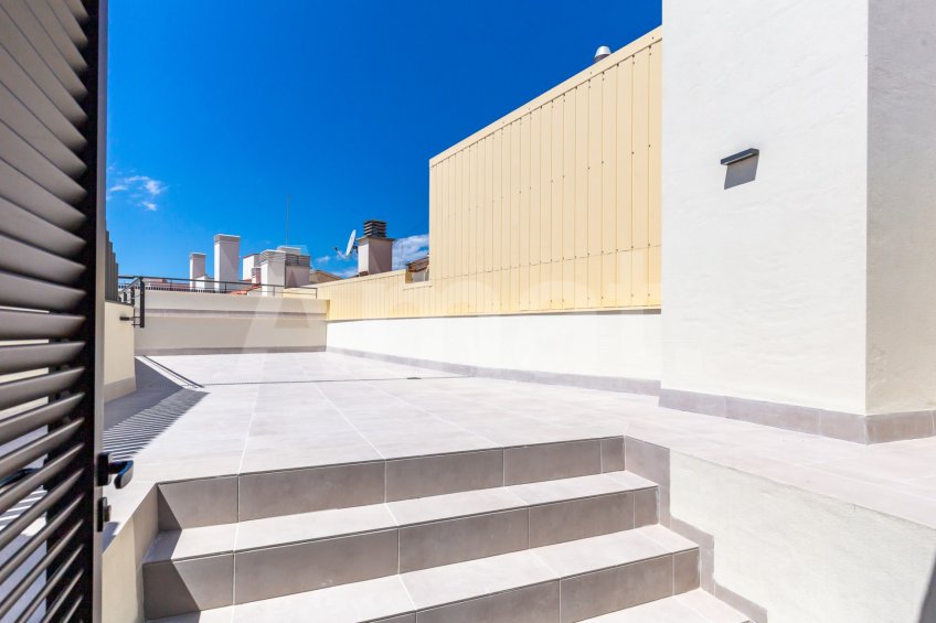 PLAÇA1 -Ático nuevo con gran terraza -23