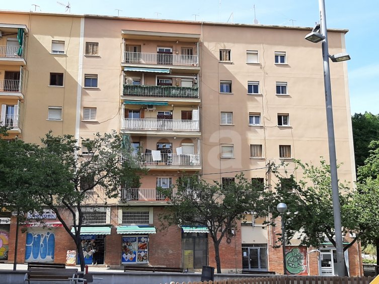 Oportunitat: Pis exterior amb 4 dorm, a la falda de Collserola -6