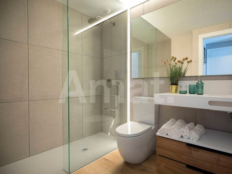 CERDANYOLA CENTER – New 2-bedroom apartment and large terrace -13