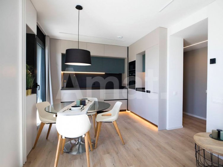 CERDANYOLA CENTER – New 2-bedroom apartment and large terrace -6