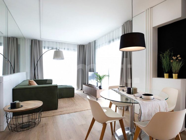 CERDANYOLA CENTER – New 2-bedroom apartment and large terrace -8