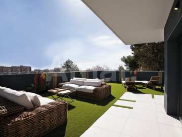 CERDANYOLA CENTER – New 2-bedroom apartment and large terrace -4