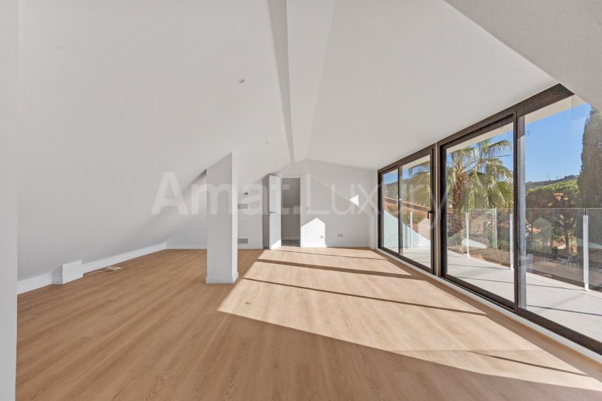 House with Garden and Pool in residential area Bell Soleig -4