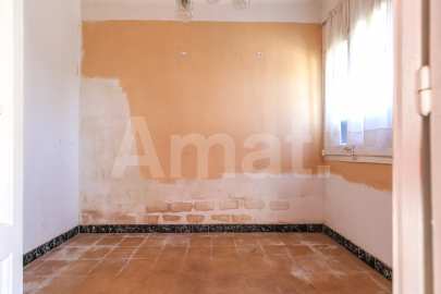 Detached house ready to renovate, in Bellsoleig -43