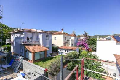 Detached house ready to renovate, in Bellsoleig -47
