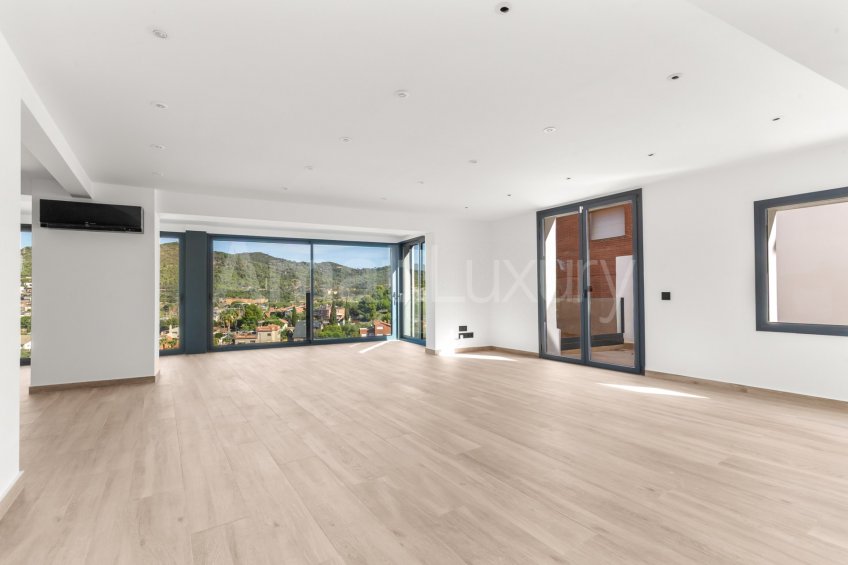 New detached house in La Miranda -11