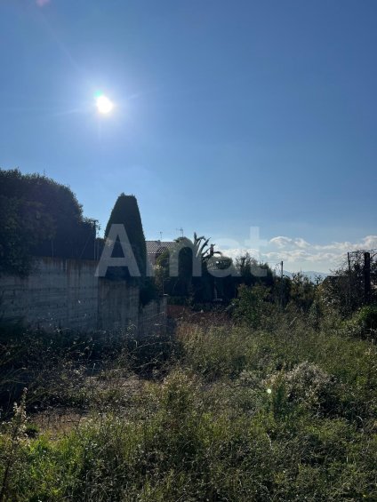 Solar cantoner amb vistes increïbles -5