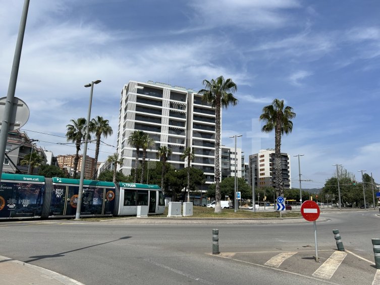 MIRAVERN RESIDENCIAL -  Exclusiva vivienda esquinera de obra nueva de 2 dormitorios con terraza y  zona comunitaria.  -20