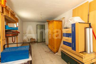 Intimate detached house with large garden, in Valldoreix -51