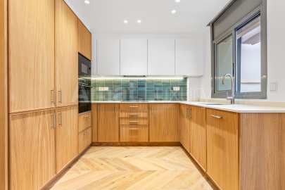 Brand-new duplex flat with 277m² terrace in Eixample -16