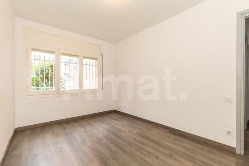 3-bedroom flat, in the centre