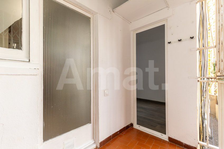 3-bedroom flat, in the centre -13