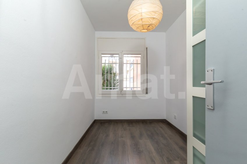 3-bedroom flat, in the centre -21