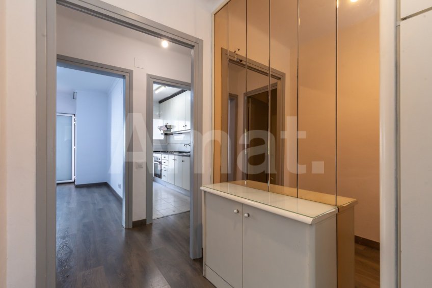 3-bedroom flat, in the centre -5