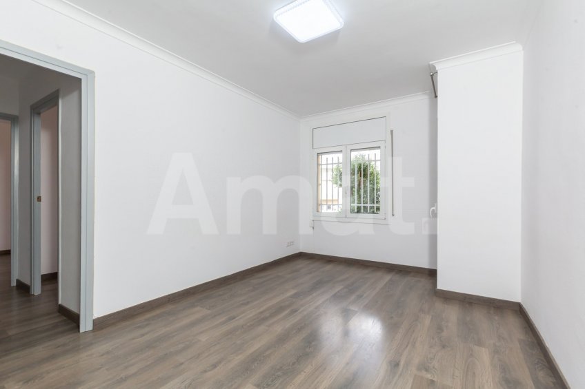 3-bedroom flat, in the centre -9