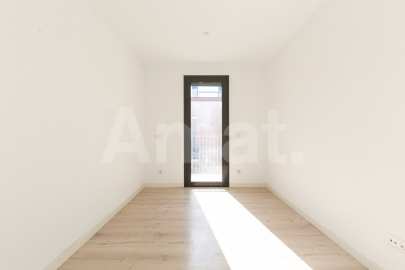 Magnificent Corner Apartment for Rent in Prime Location near Plaça Europa, L'Hospitalet -31