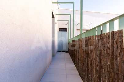 Magnificent Corner Apartment for Rent in Prime Location near Plaça Europa, L'Hospitalet -8