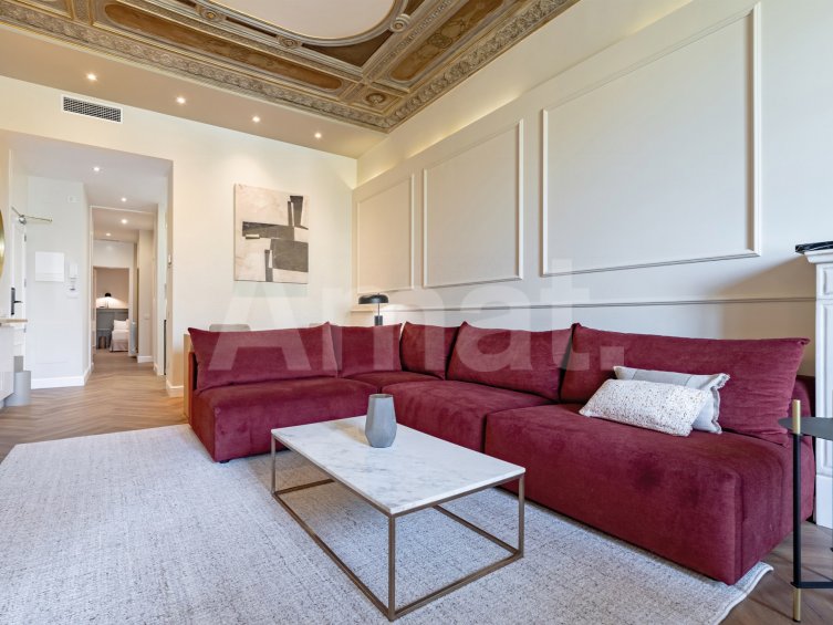 1840 APARTMENTS– Piso reformado y amueblado con 3 dorm. y piscina -11