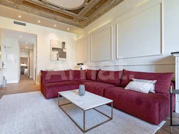 1840 APARTMENTS– Piso reformado y amueblado con 3 dorm. y piscina -11