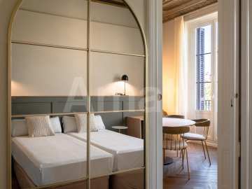 1840 APARTMENTS– Piso reformado y amueblado con 3 dorm. y piscina -19