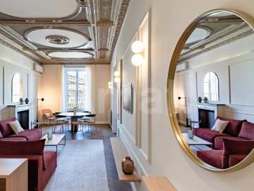 1840 APARTMENTS– Piso reformado y amueblado con 3 dorm. y piscina -2