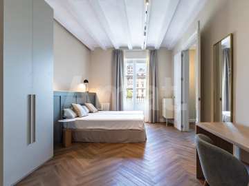 1840 APARTMENTS– Piso reformado y amueblado con 3 dorm. y piscina -14