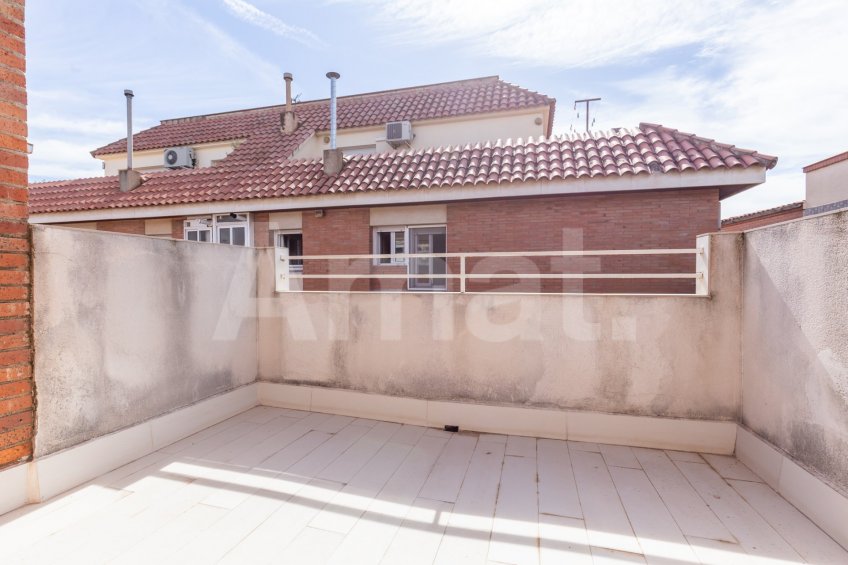 Casa adosada, privada y reformada, en Sant Francesc -47