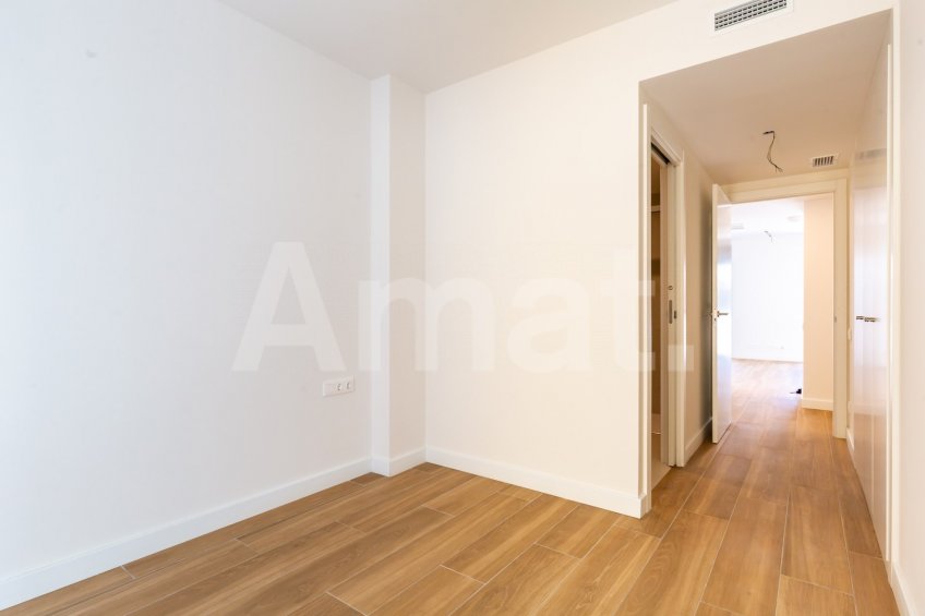 PLAÇA1 - Brand new ground floor fralt, with terrace and pool in the center -21