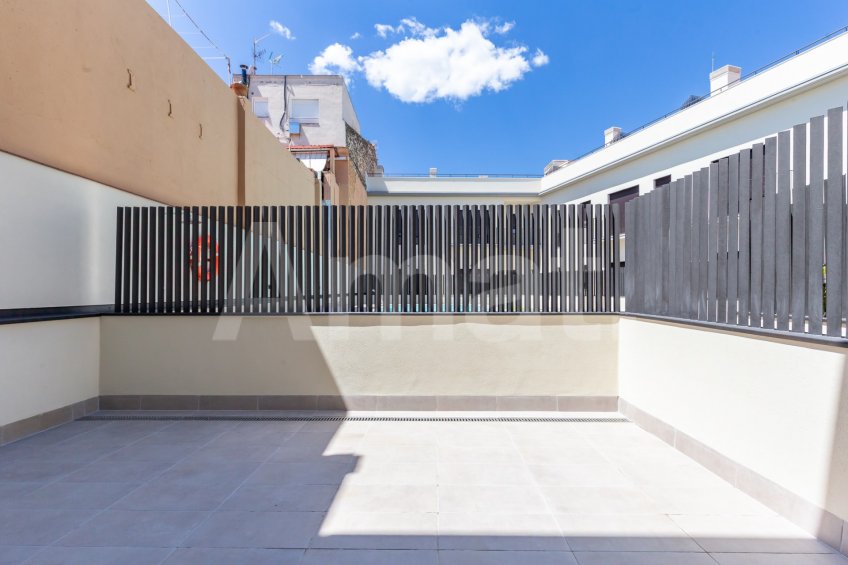 PLAÇA1 - Brand new ground floor fralt, with terrace and pool in the center -22