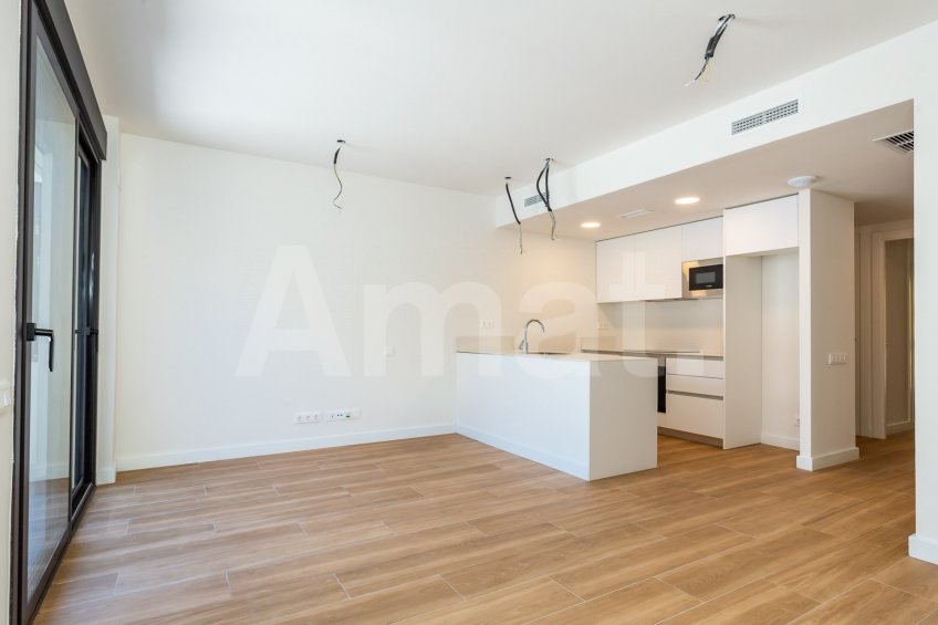 PLAÇA1 - Brand new ground floor fralt, with terrace and pool in the center -9
