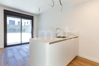PLAÇA1 - Brand new ground floor fralt, with terrace and pool in the center -10