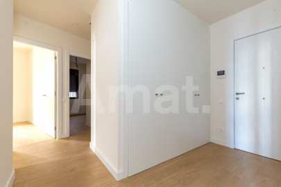 Piso nuevo con piscina, en el centro -21