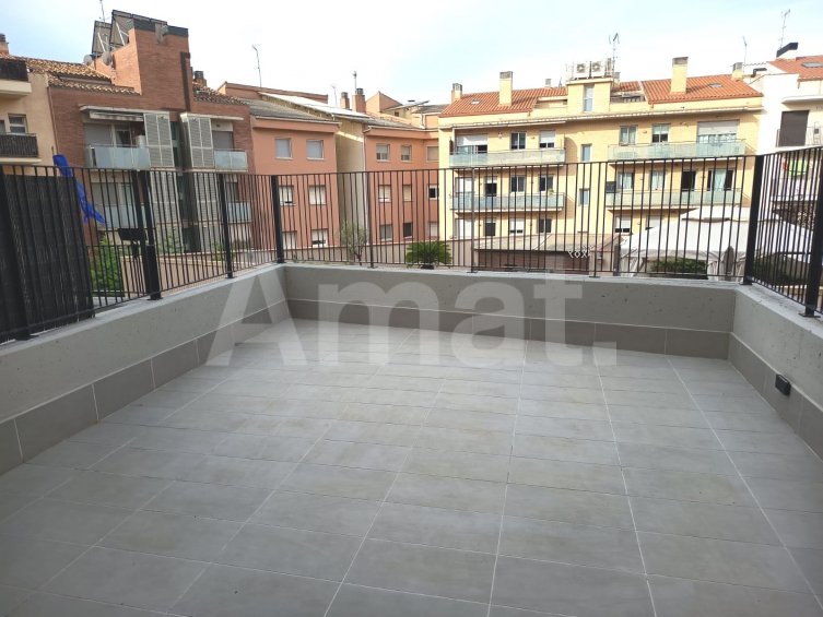 JOSEP RICART - Piso a estrenar con terraza de 28 m² en Sant Feliu