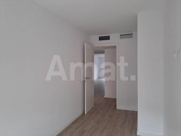 Brand new flat with large 28 m² terrace in Sant Feliu -21