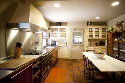 Masia d'estil toscanes a Collserola -18