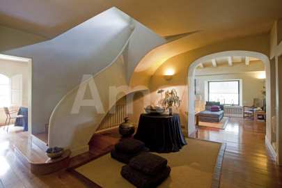 Masia d'estil toscanes a Collserola -7