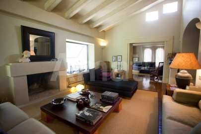 Masia d'estil toscanes a Collserola -8