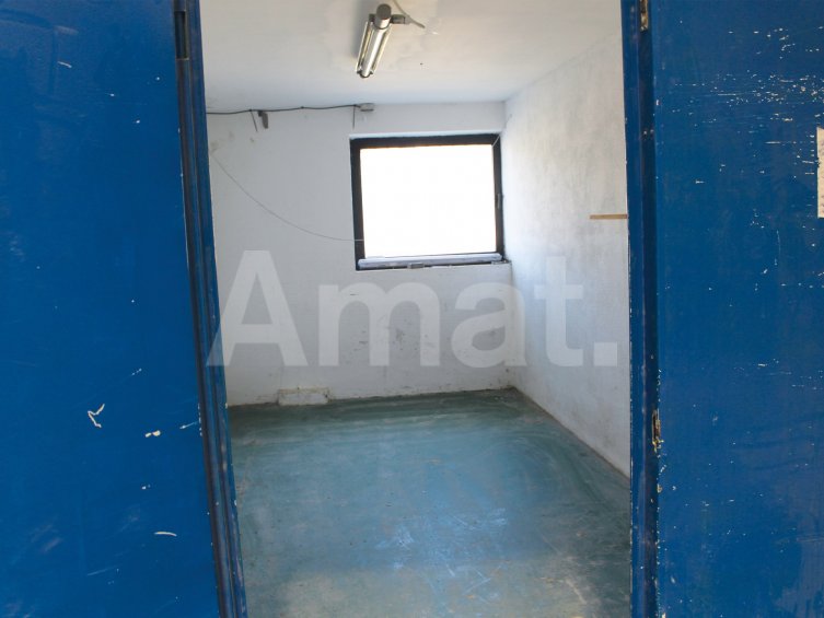 Nave industrial en alquiler con excelentes comunicaciones en Sant Just Desvern -17