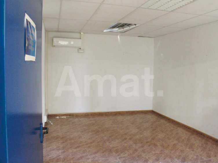 Nave industrial en alquiler con excelentes comunicaciones en Sant Just Desvern -22