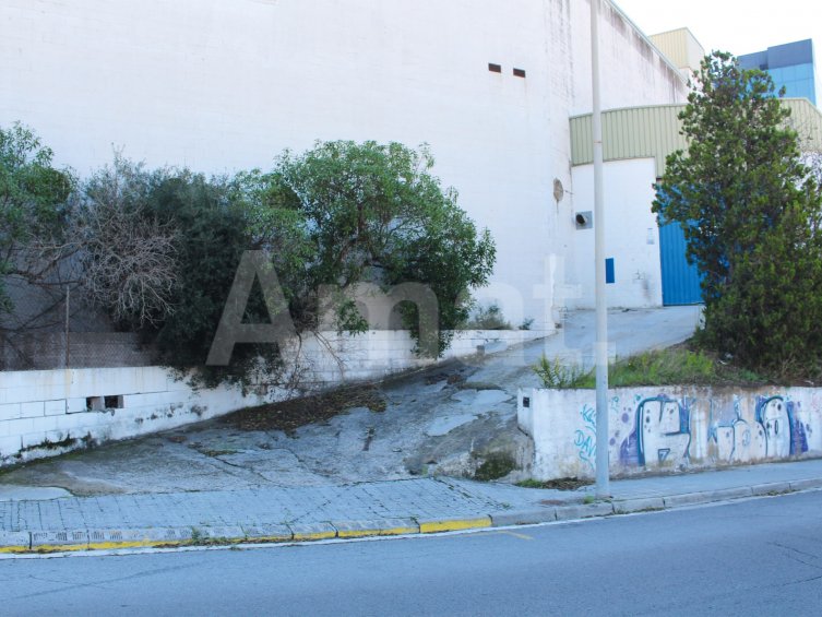 Nave industrial en alquiler con excelentes comunicaciones en Sant Just Desvern -4