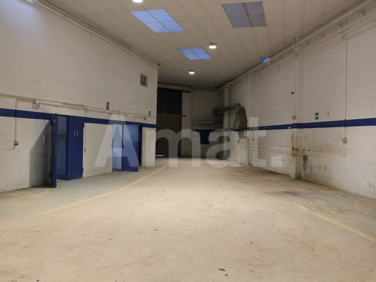 Nave industrial en alquiler con excelentes comunicaciones en Sant Just Desvern -5