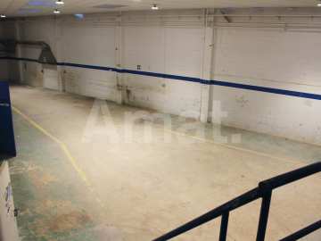 Nave industrial en alquiler con excelentes comunicaciones en Sant Just Desvern